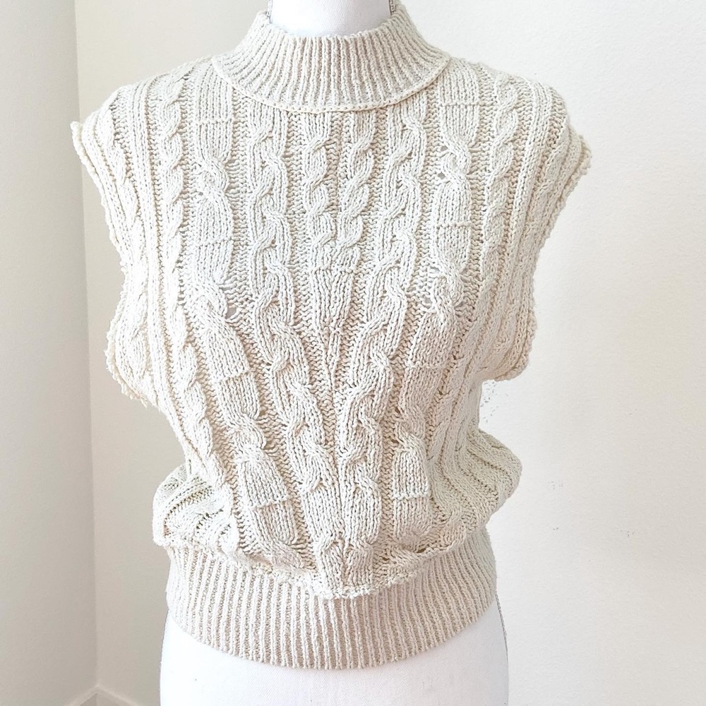Free People sleeveless sweater